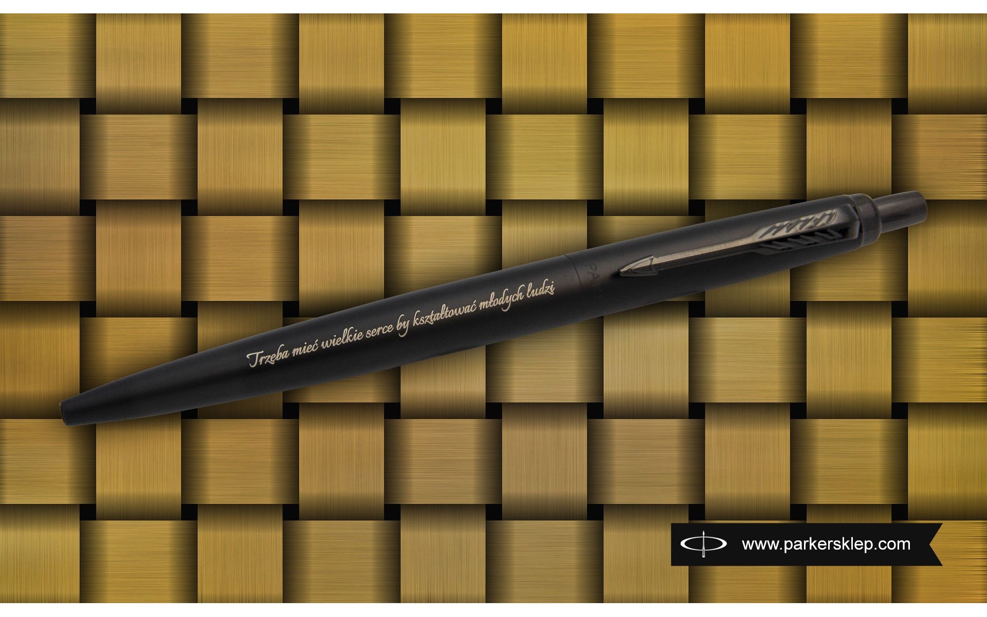 Długopis Parker Jotter XL Monochrome Black 2122753 - Trzeba mieć wielkie serce by kształtować młodych ludzi