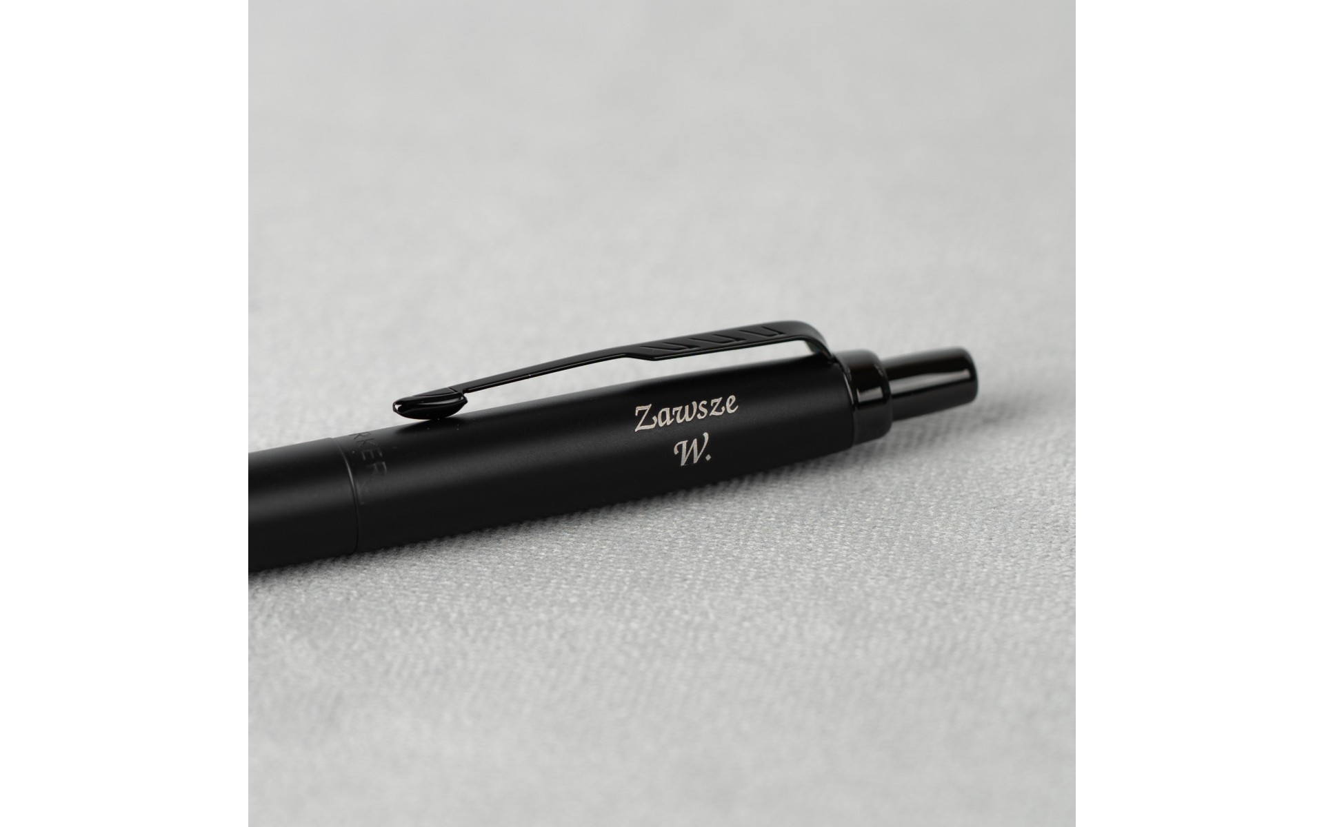  Długopis Parker Jotter XL Monochrome Black [2122753] z grawerem