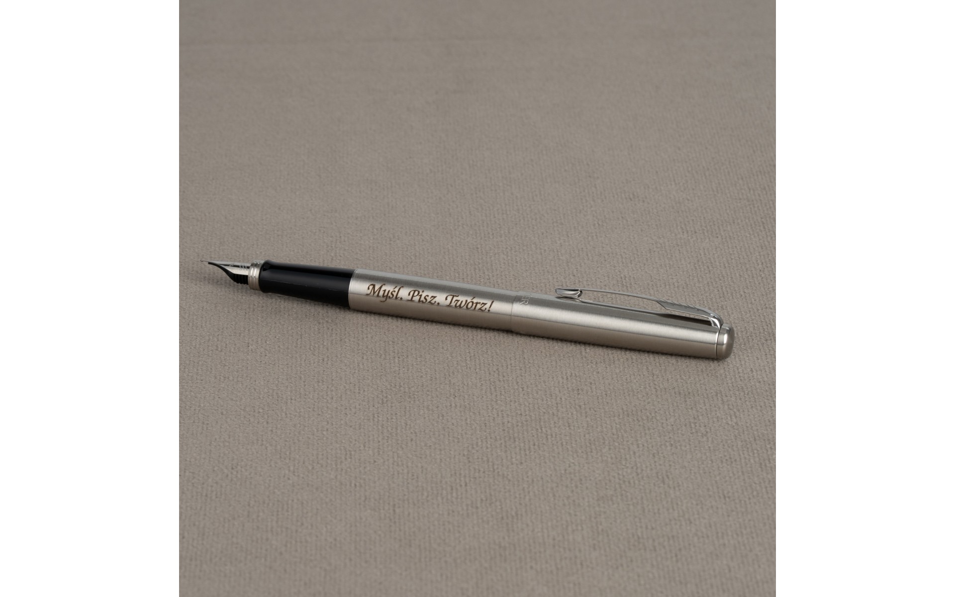  Pióro wieczne Parker Jotter Stalowy CT [2030946] z grawerem